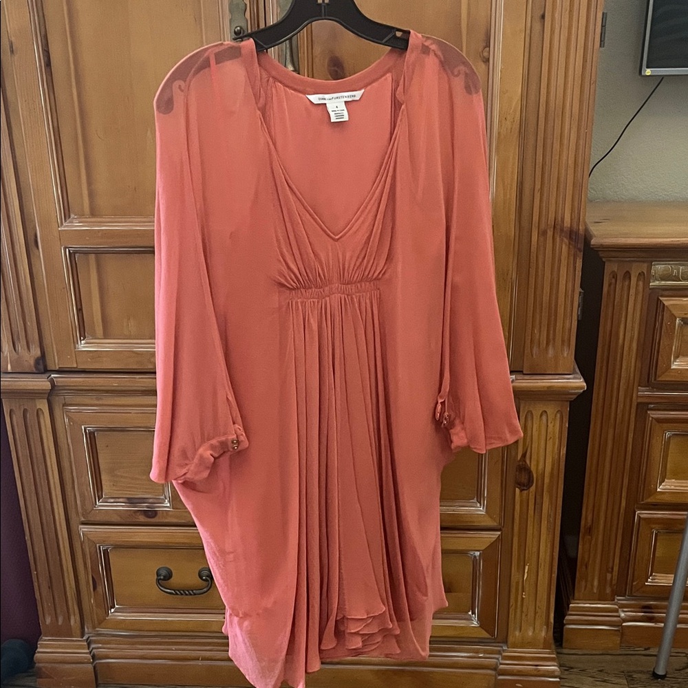Diane Von Furstenberg Elegant Coral Long Sleeve Dress